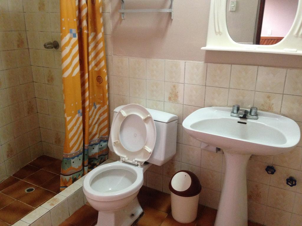 Hospedaje Casa Blanca Huaraz  Cameră foto
